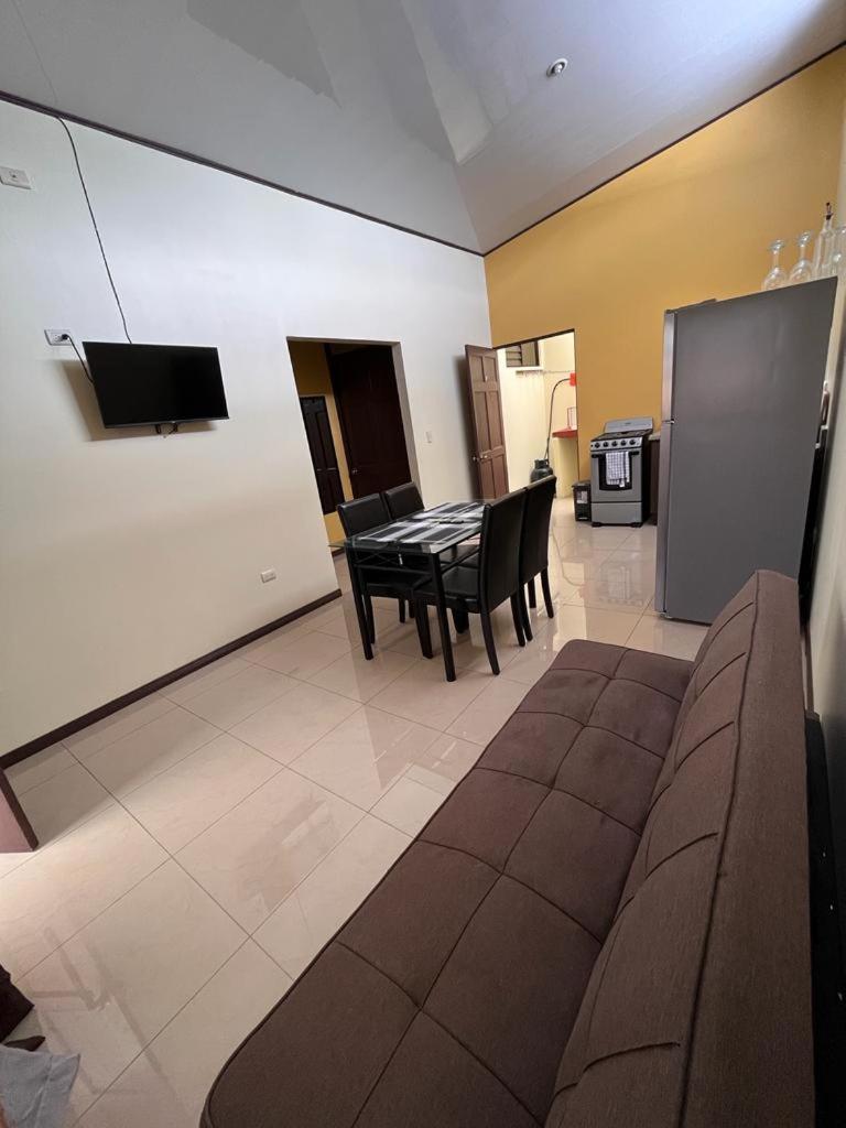 Apartamentos Guzman El Tejar المظهر الخارجي الصورة