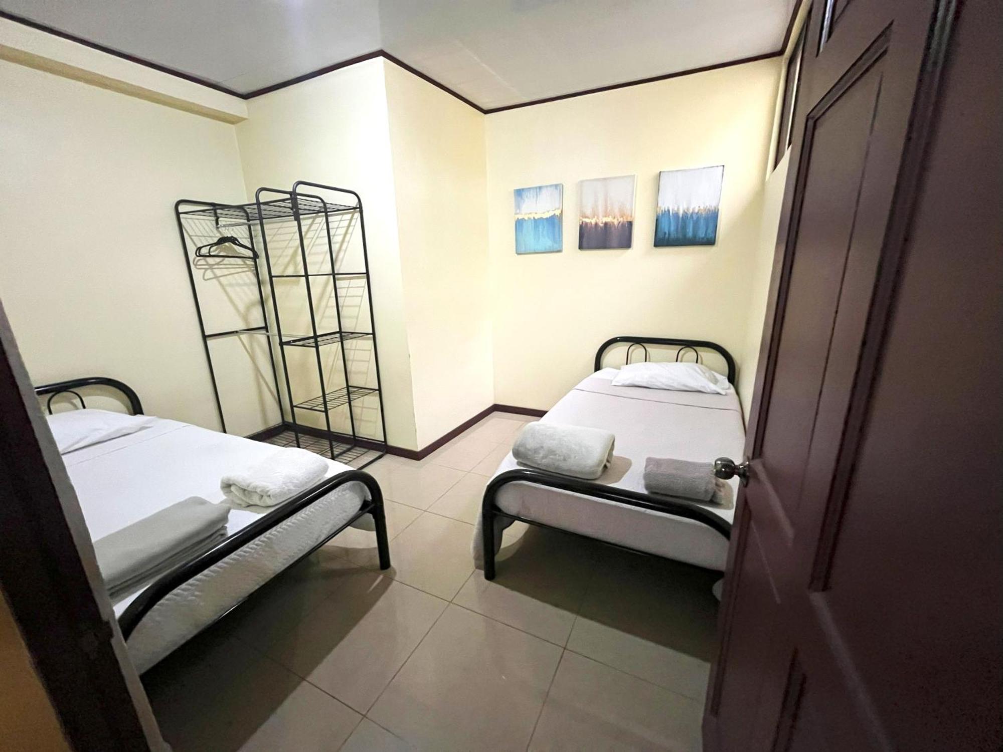 Apartamentos Guzman El Tejar المظهر الخارجي الصورة